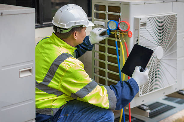 Professional Ac Installation technician working in Amherst, OH